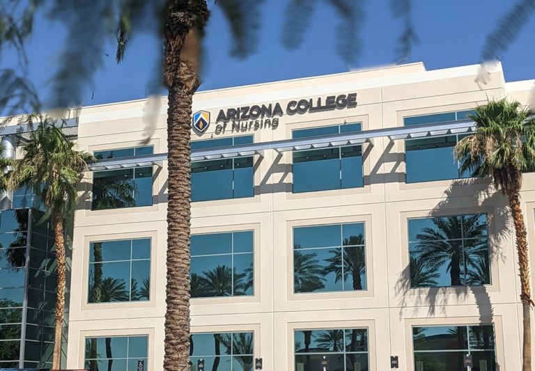 Best Nursing Schools in Arizona in 2023 (Online & On-Campus)