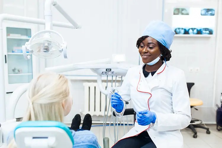 Dental Assistant Program in Arizona