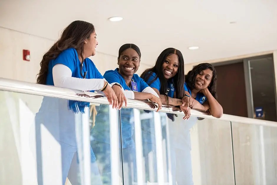 BSN Nursing degree students on campus at AZCN