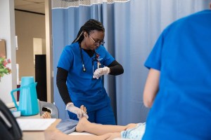 What Does an ER Nurse Do