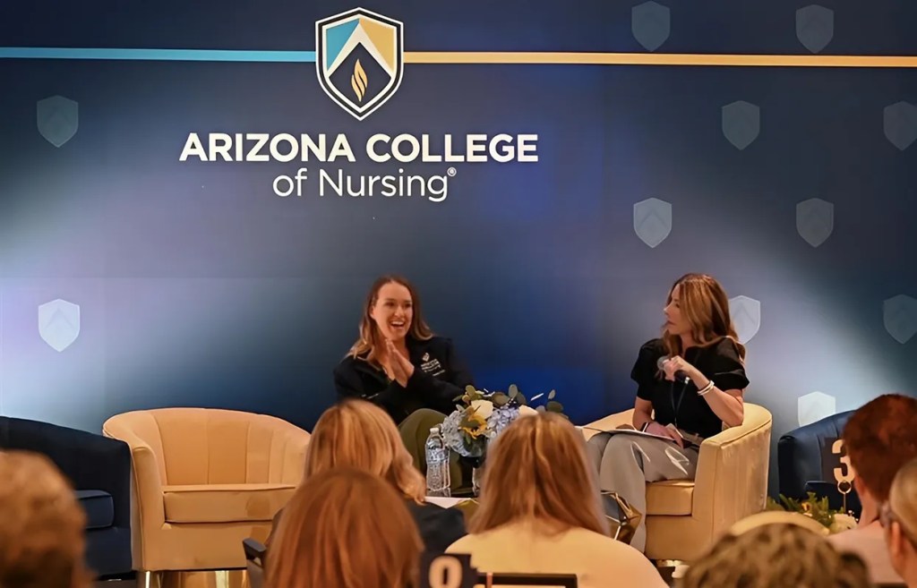 AZCN students asking Jen Hamilton questions